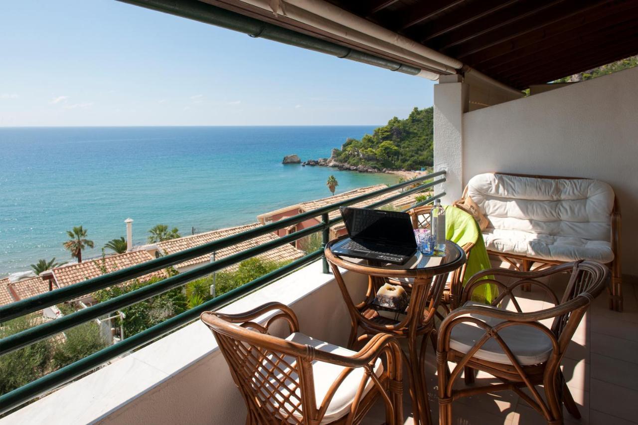 House On The Sea *
